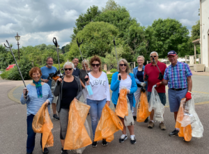 piccotts-end-litter-pick